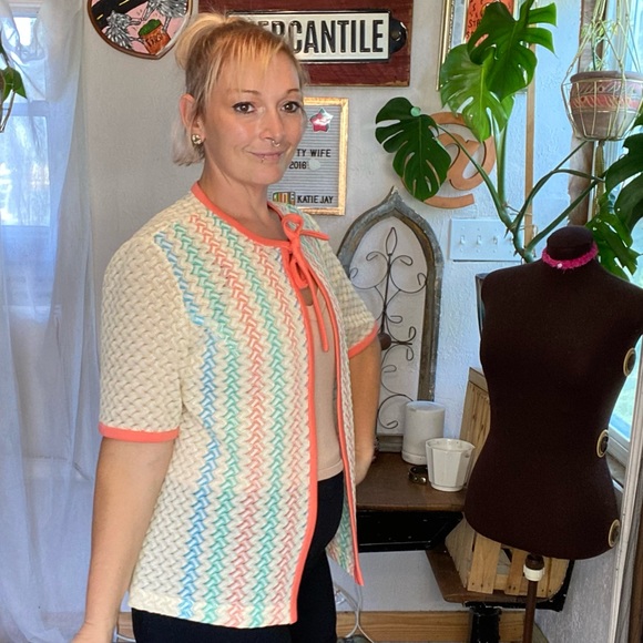 Vintage Multicolored Polyester Tie Front Shirt sleeve jacket size small - Picture 6 of 16